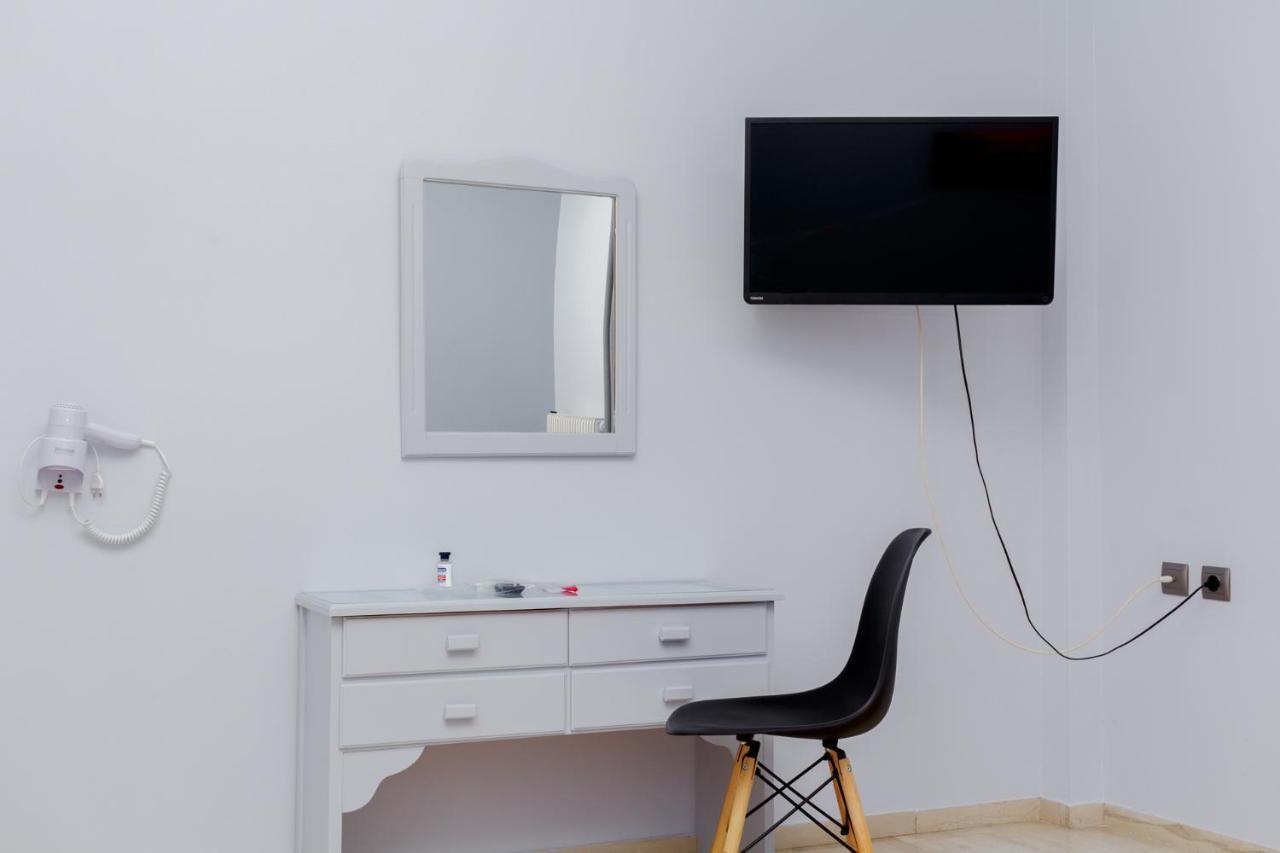 Hotel Finikas Larissa Zewnętrze zdjęcie